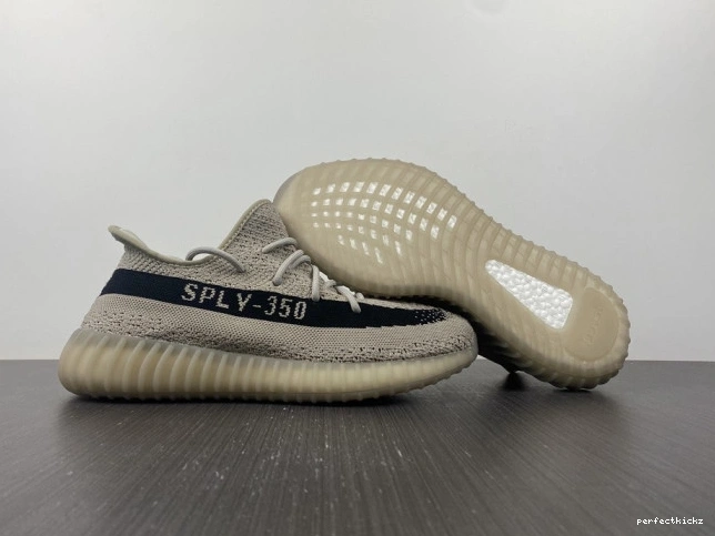 350 Adidas Yeezy HP7870 V2 Boost Beige Black 0820